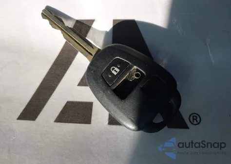 2013 Toyota Rav4 Le from USA, damaged, VIN 2T3BFREV7DW033076